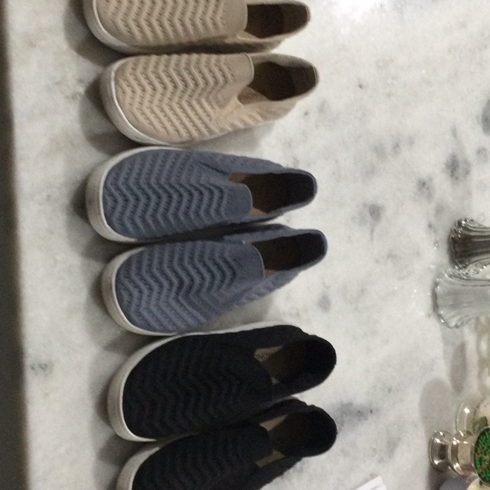 Sonoma stretch slip ons 61/2